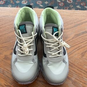 Vans MTE Crosspath Mid All Terrain